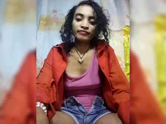 Shanya12 webcam