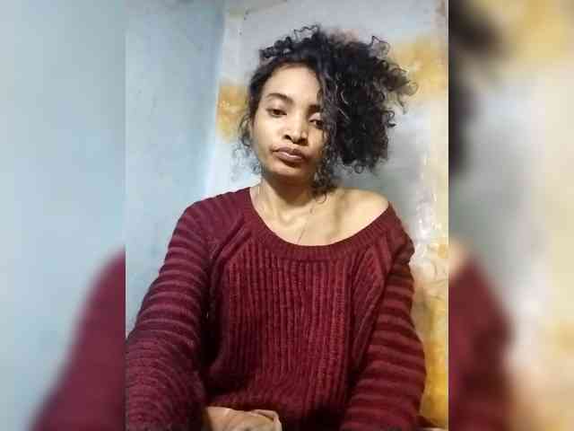 Shanya12 webcam