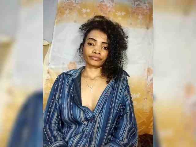 Shanya12 webcam