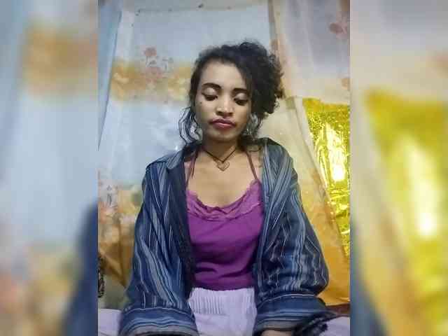 Shanya12 webcam