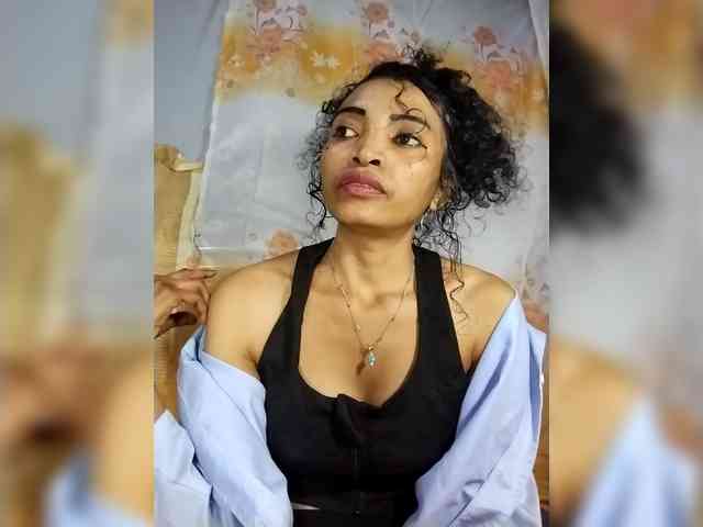 Shanya12 webcam