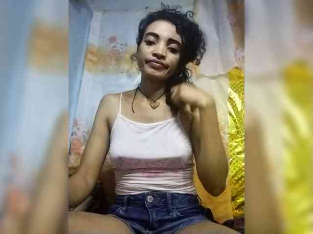 Shanya12 webcam