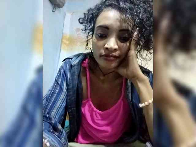 Shanya12 webcam
