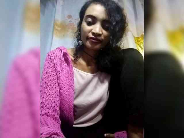 Shanya12 webcam