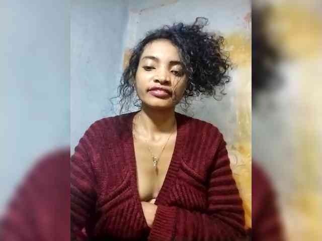 Shanya12 webcam