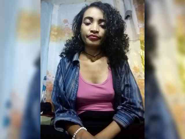 Shanya12 webcam