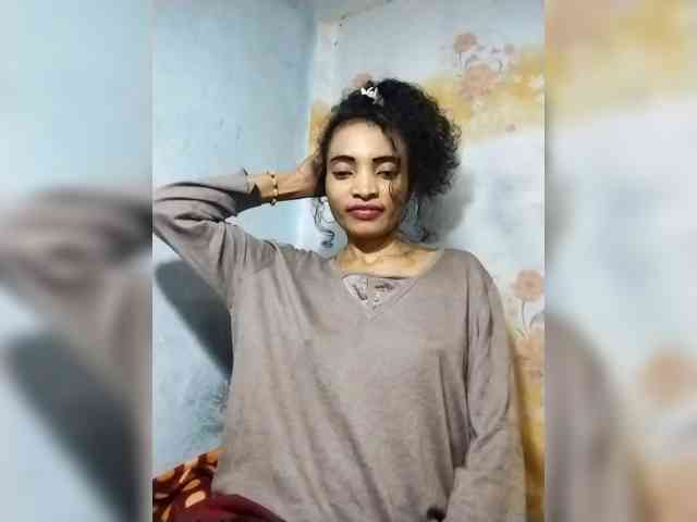Shanya12 webcam