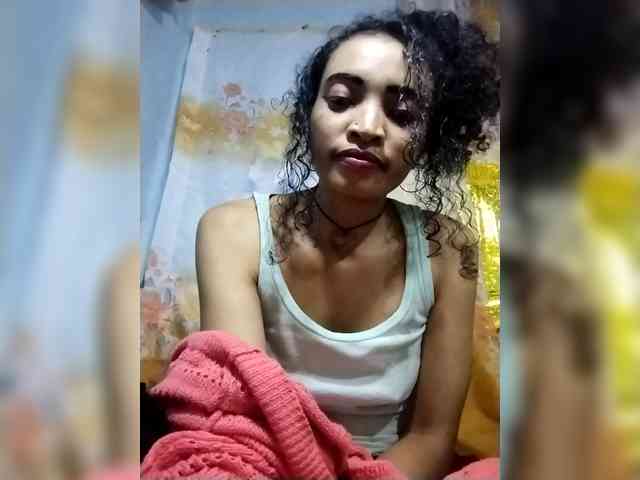 Shanya12 webcam