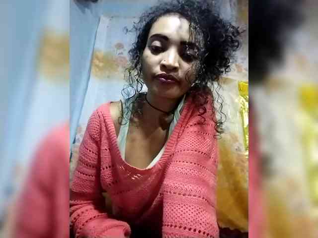 Shanya12 webcam