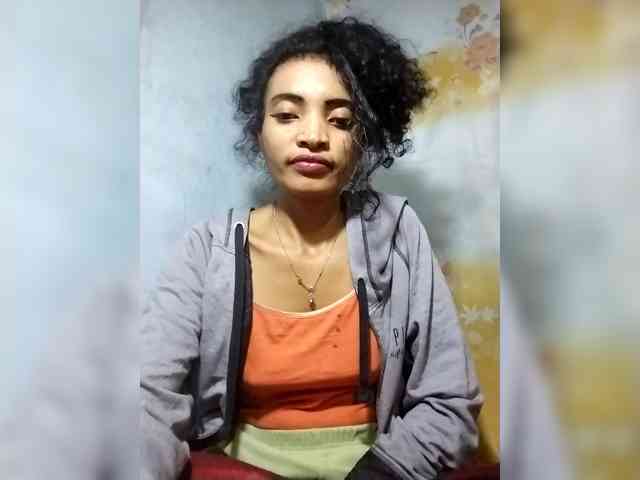 Shanya12 webcam