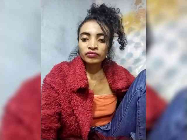 Shanya12 webcam