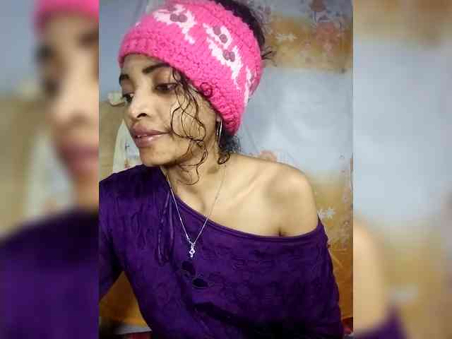 Shanya12 webcam