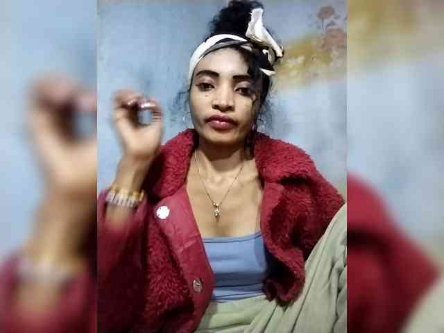 Shanya12 webcam