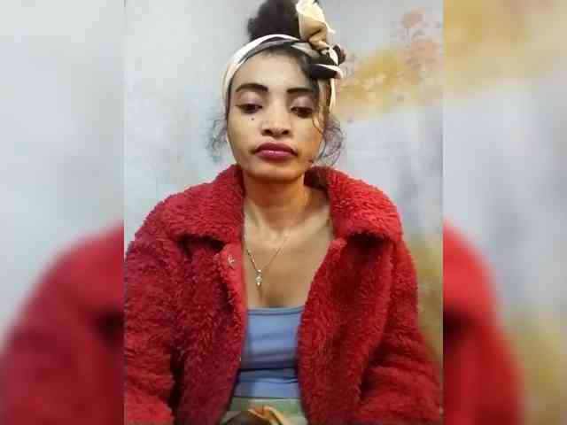 Shanya12 webcam