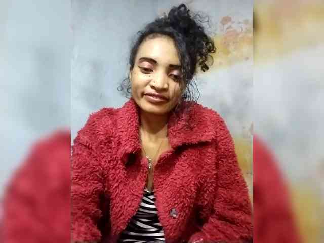 Shanya12 webcam