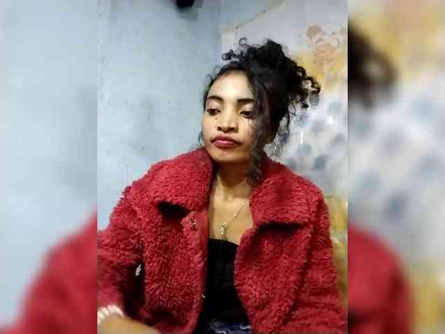 Shanya12 webcam