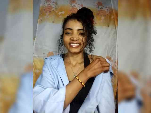 Shanya12 webcam