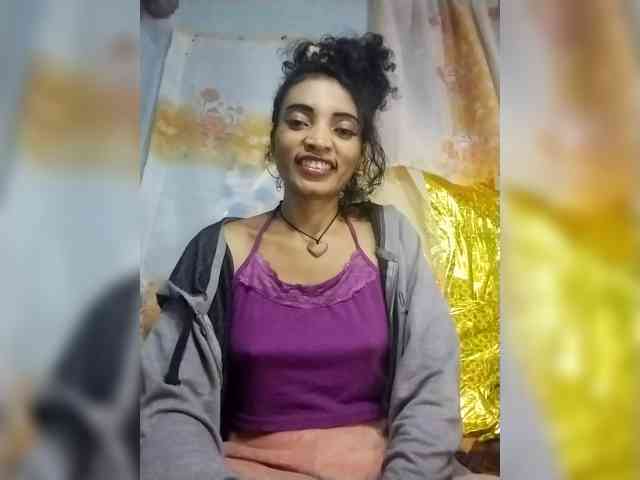 Shanya12 webcam