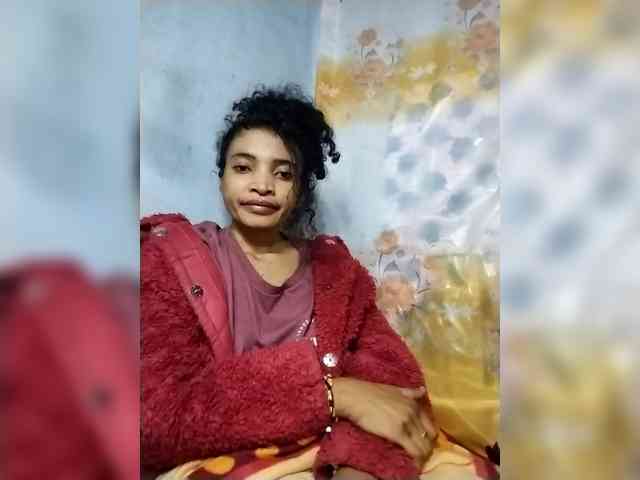 Shanya12 webcam