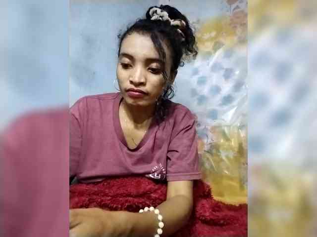 Shanya12 webcam