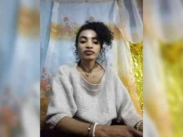 Shanya12 webcam