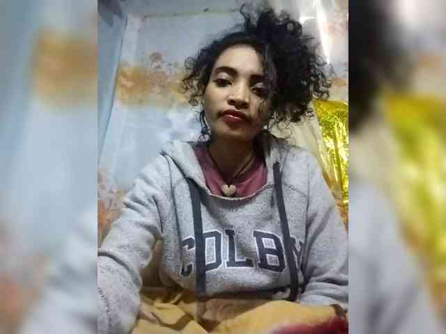 Shanya12 webcam