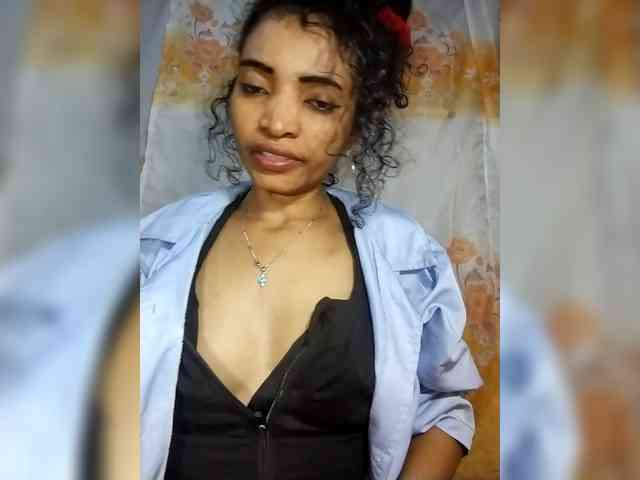 Shanya12's cam show statistics and live stream