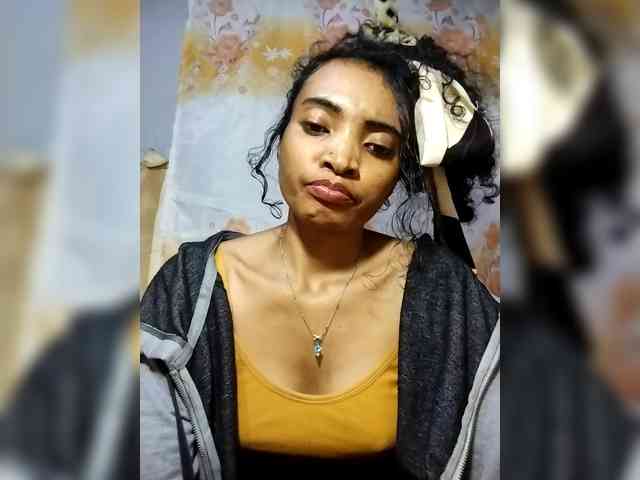 Shanya12 webcam