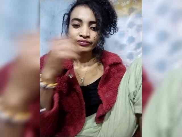 Shanya12 webcam