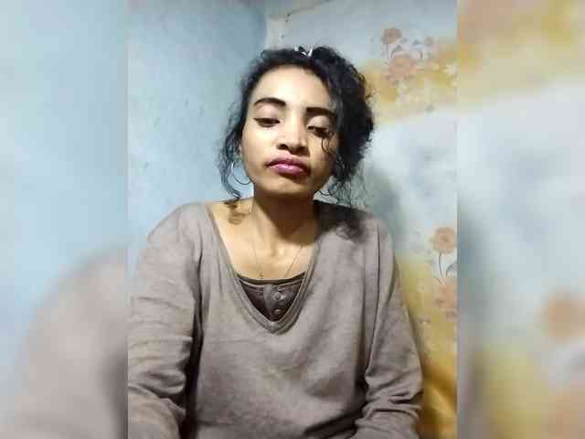 Shanya12 webcam