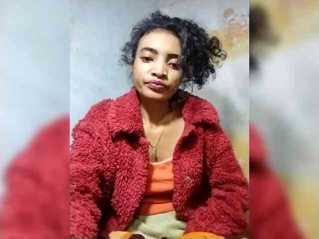 Shanya12 webcam