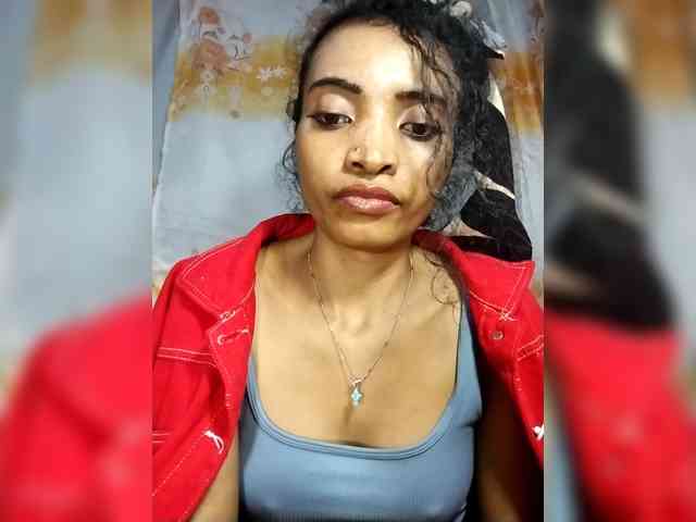 Shanya12 webcam