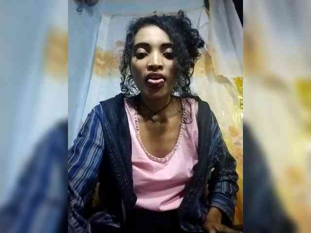 Shanya12 webcam