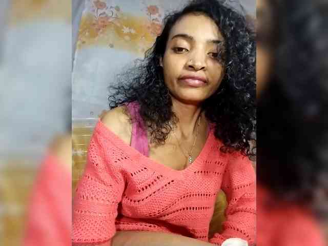 Shanya12 webcam