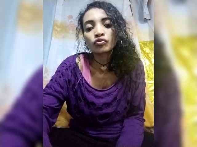 Shanya12 webcam