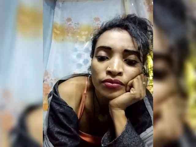Shanya12 webcam