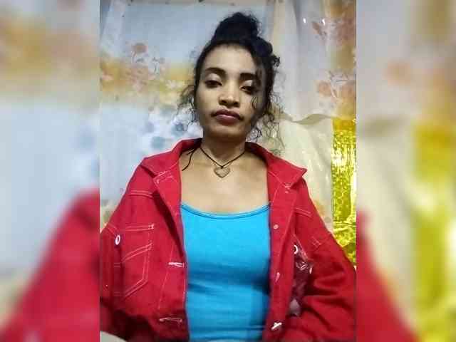 Shanya12 webcam