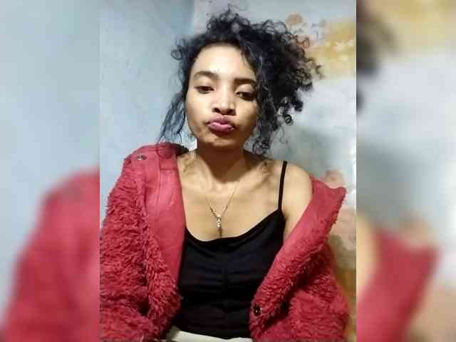 Shanya12 webcam