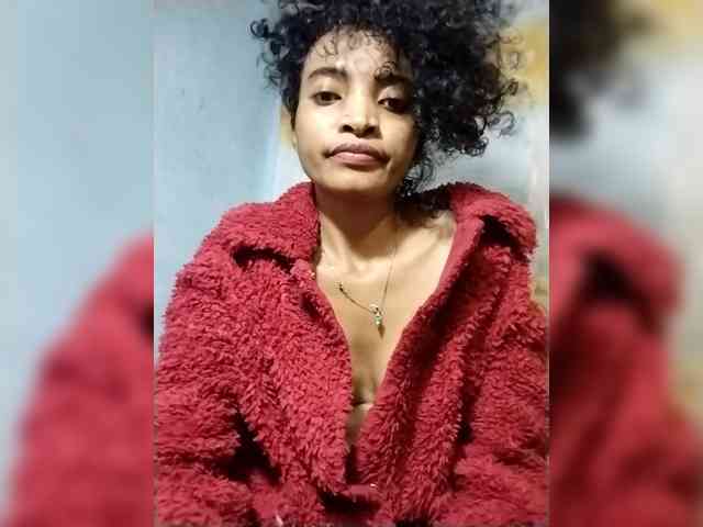 Shanya12 webcam