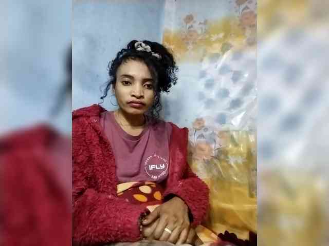 Shanya12 webcam