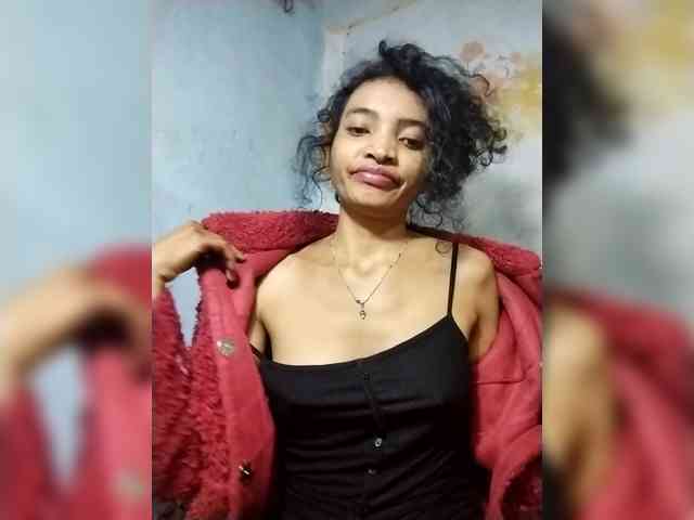 Shanya12 webcam