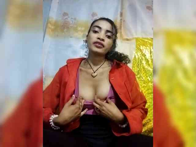 Shanya12 webcam