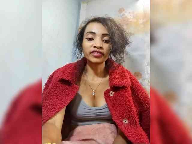 Shanya12 webcam
