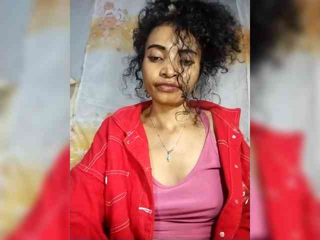 Shanya12 webcam