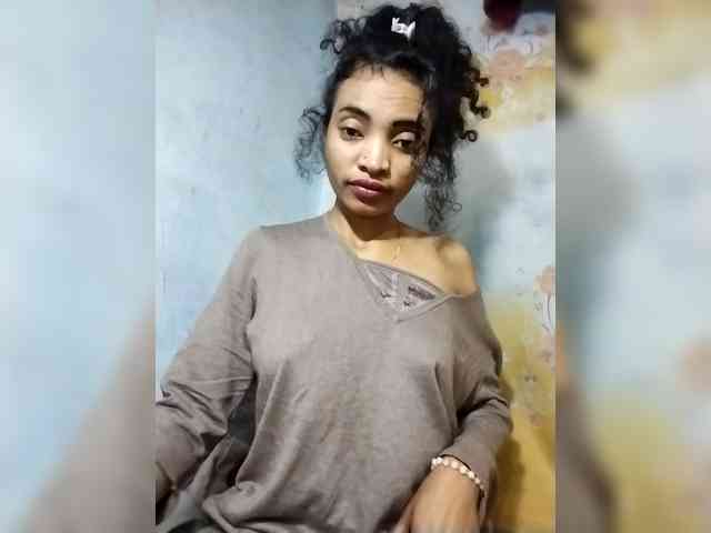 Shanya12 webcam