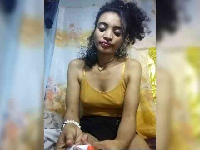 Shanya12 webcam