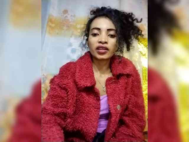 Shanya12 webcam