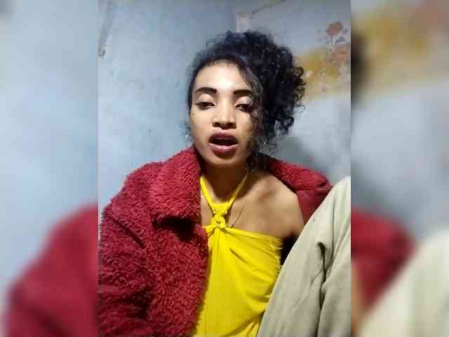Shanya12 webcam