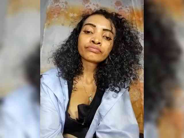 Shanya12 webcam