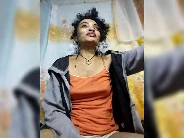 Shanya12 webcam